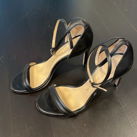 Chloe Gosselin 3.5” black ankle strap heel - Picture 2 of 8